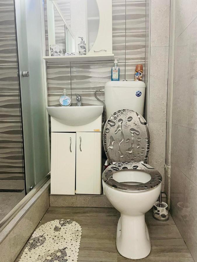 Skopje Cozy Apartment ภายนอก รูปภาพ